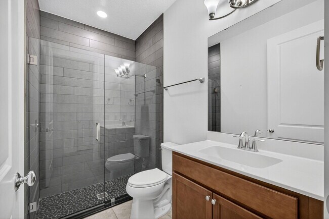Building Photo - 7089 Edison Pl
