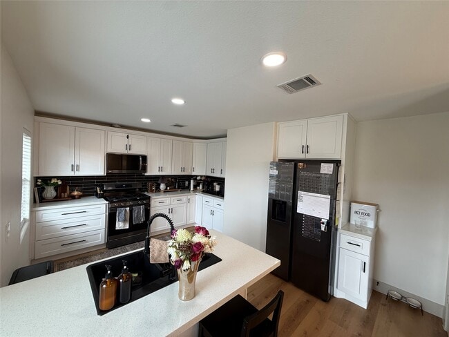 Building Photo - 7509 Mockingbird Ln