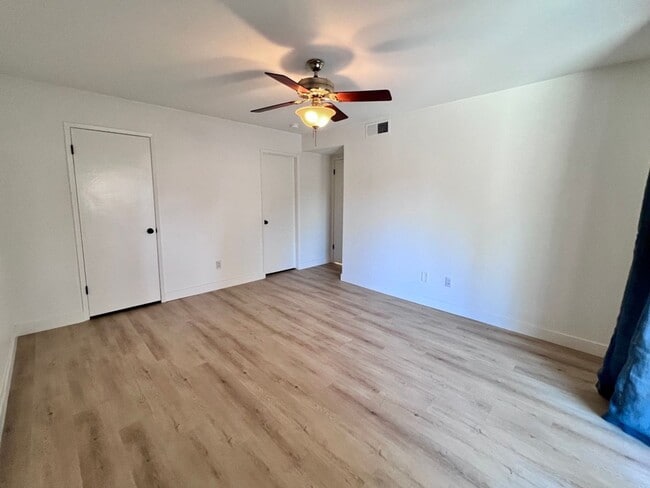 Building Photo - $2,295 Shaw & Van Ness, 3 Bedroom Condo- S...