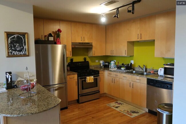 Building Photo - 1910 S State St