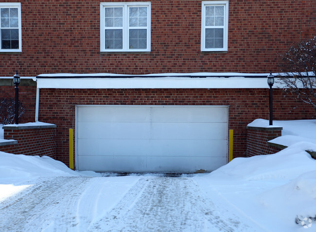 Building Photo - Fairhill Apartments