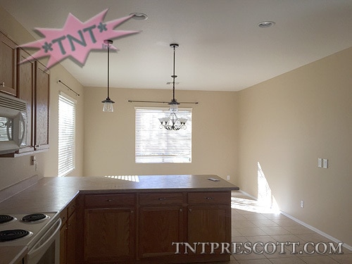 Building Photo - Home in Highlands Ranch HOA ~ HOLD