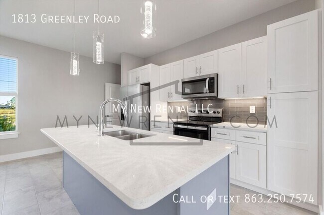 Building Photo - 1813 Greenley Rd
