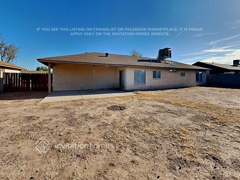 Building Photo - 3735 W Sunland Ave