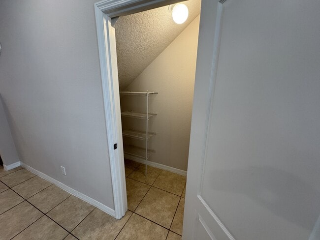 Building Photo - 7448 Leighside Dr