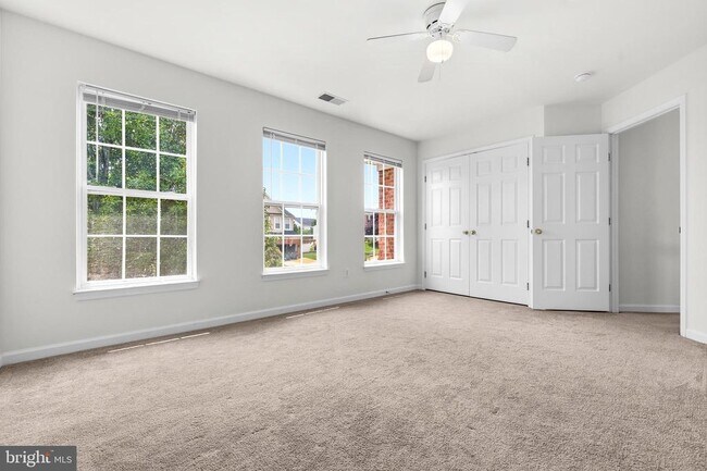 Building Photo - 5407 Silver Maple Ln
