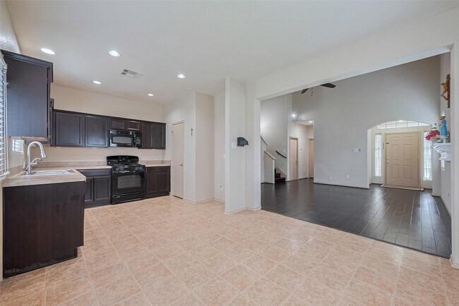 Building Photo - 1810 Emerson Ridge Dr
