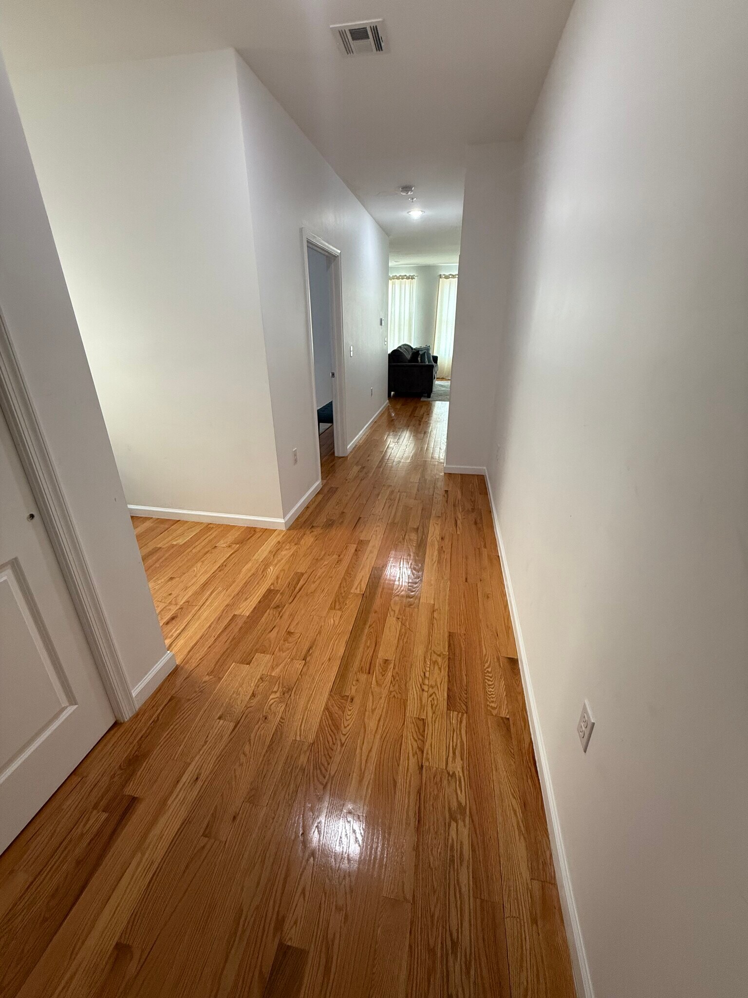 Building Photo - 439 Avenue C