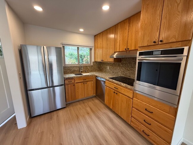 Building Photo - Hacienda Carmel, Remodeled One Bedroom Ava...