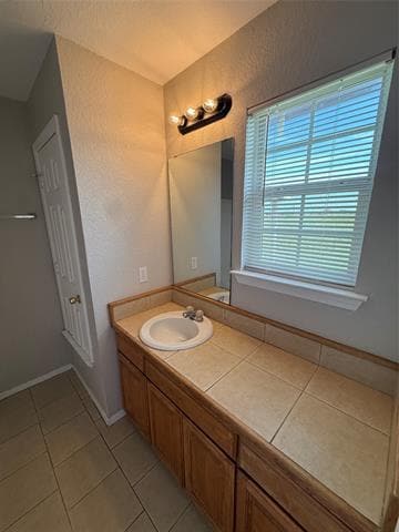 Building Photo - 217 Blue Bell Ct