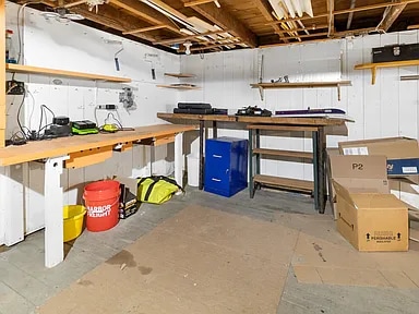 Building Photo - 14 Bellegarde Ave