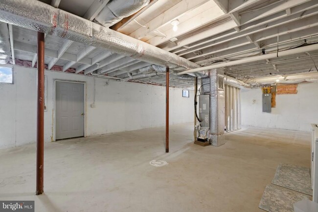 Building Photo - 306 Fegan Rd