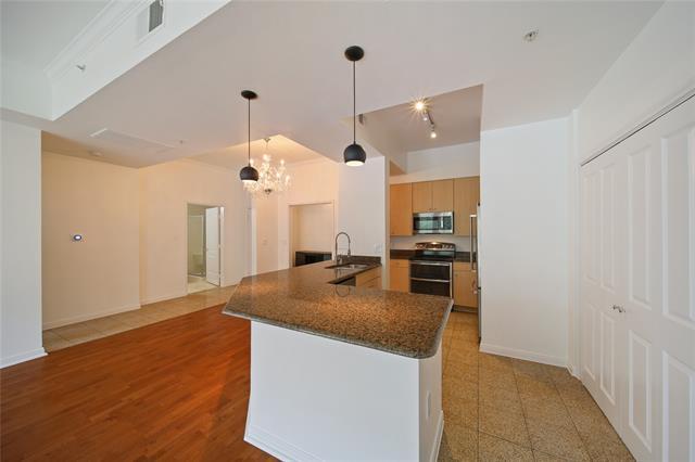 Building Photo - 3225 Turtle Creek Blvd Blvd