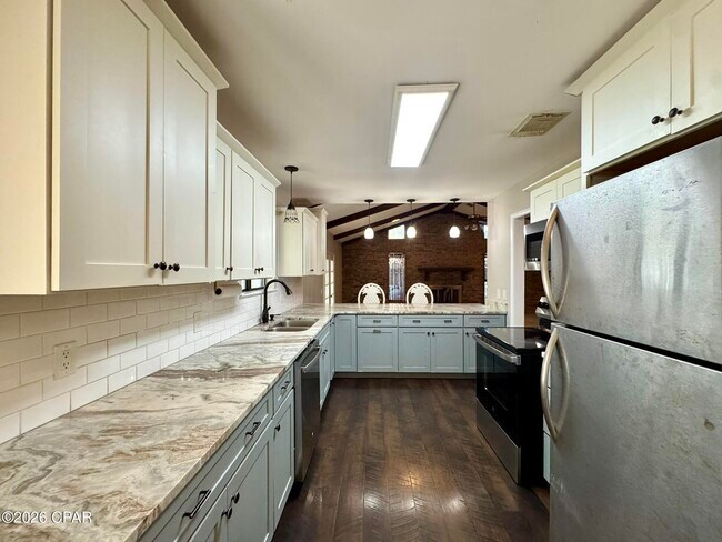 Building Photo - 130 Derby Woods Dr