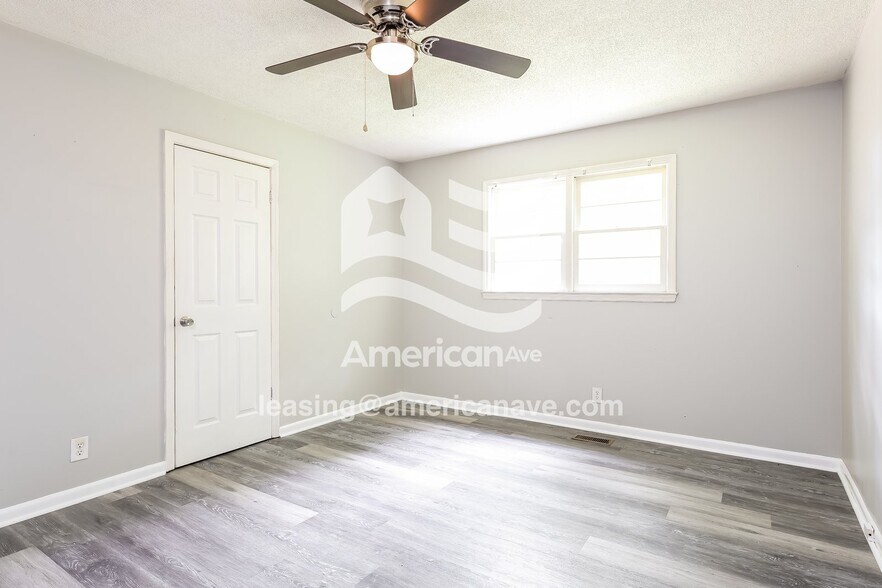Building Photo - 130#130 Clearview Drive, 29307; #702440 - 702440