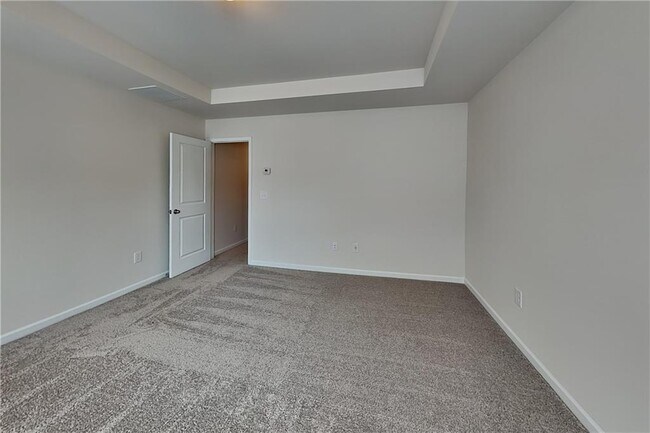 Building Photo - 265 Bloomfield Cir