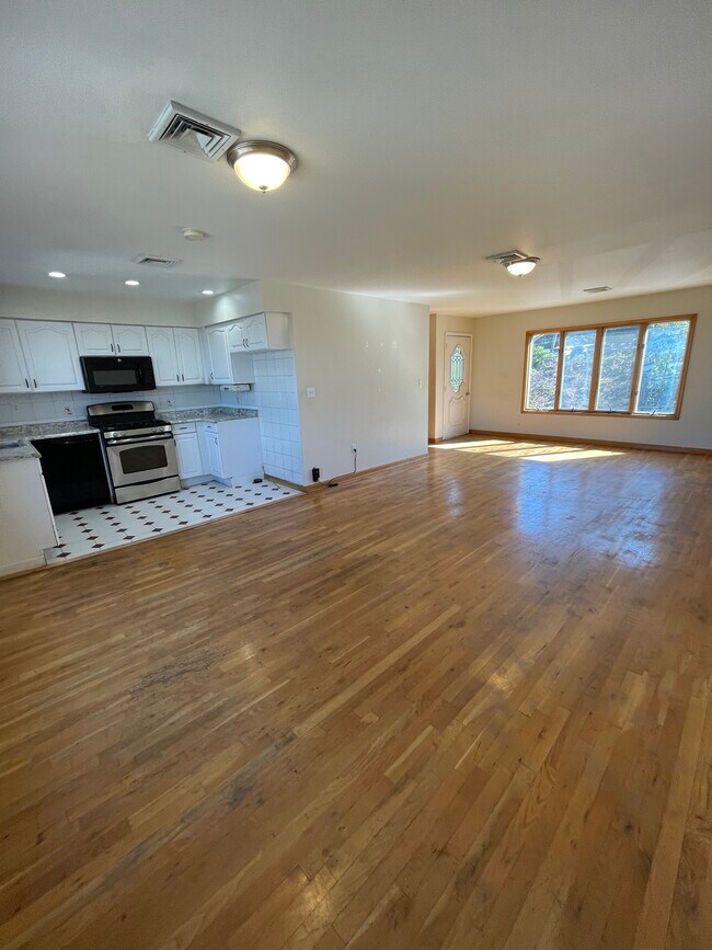 Building Photo - 3119 Liberty Ave