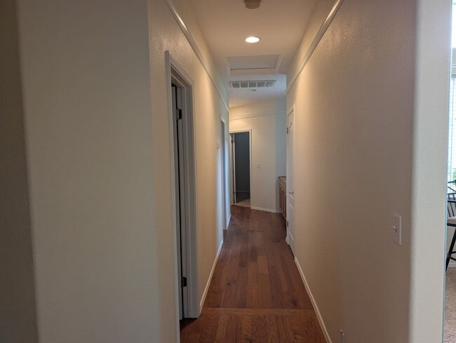 Building Photo - Wonderful 4 bedroom home in Clovis offerin...