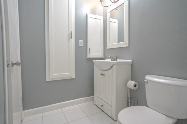 Building Photo - 5216 Arboles Dr