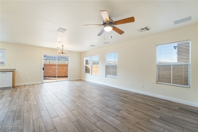 Building Photo - 1173 Paradise Mountain Tr