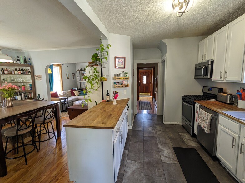 Building Photo - 3623 Lyndale Ave S