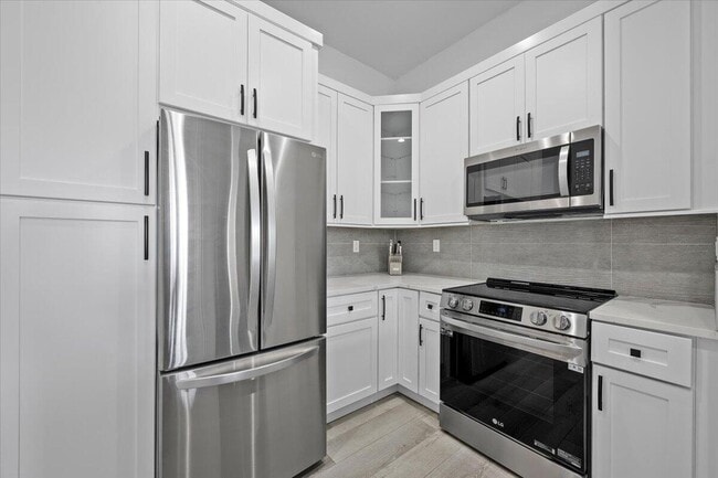 Building Photo - 4986 Bonsai Cir