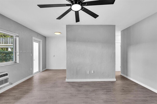 Building Photo - 9200 E Bay Harbor Dr