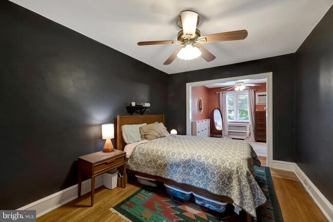 Building Photo - 817 N Harrison St