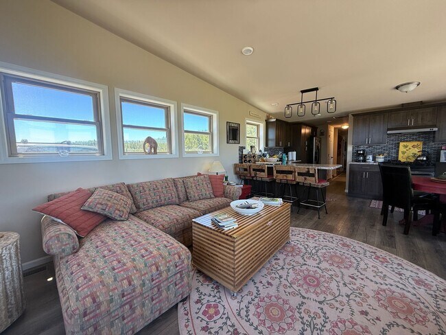 Building Photo - Captain's Cove Cabin Winter Rental