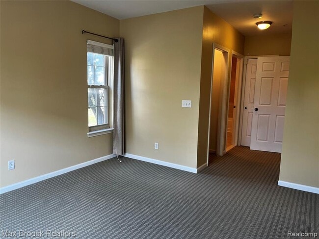 Building Photo - 3177 Newbury Pl