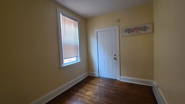 Building Photo - 271 Claremont Ave