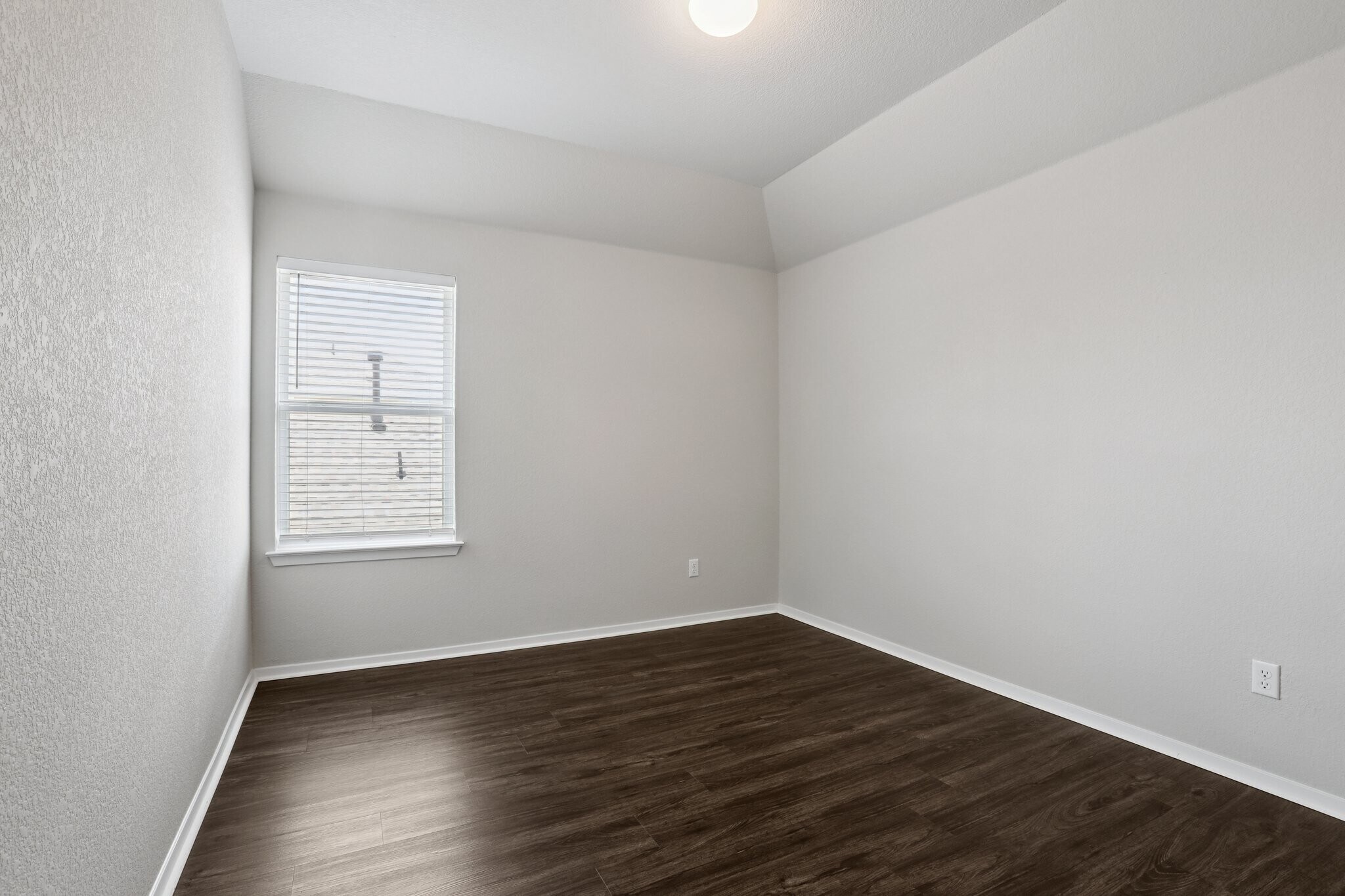 Building Photo - 2800 Joe Dimaggio Blvd