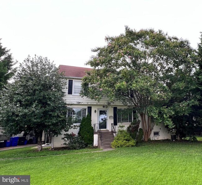 Primary Photo - 5601 Wyngate Dr