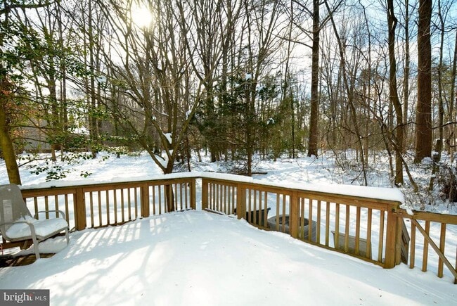 Building Photo - 10249 Quiet Pond Terrace