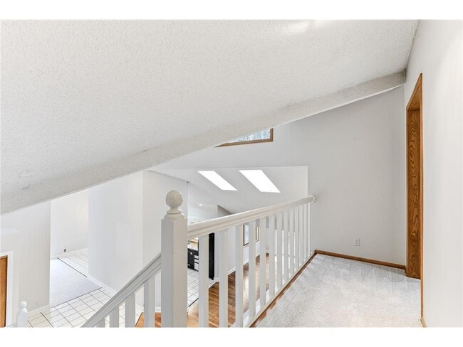 Building Photo - 5880 Christmas Lake Rd