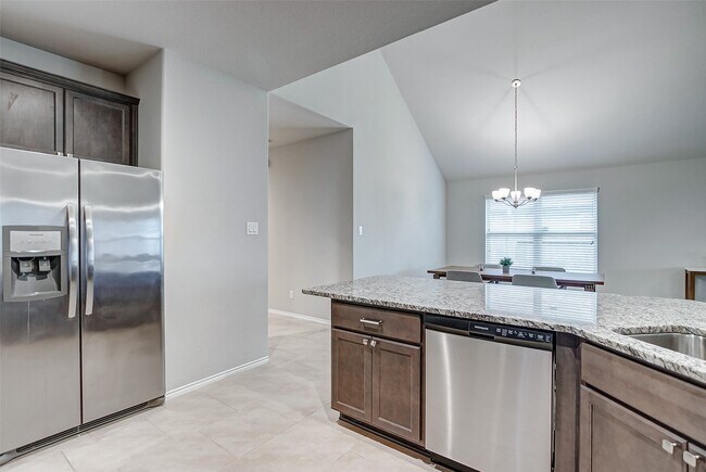 Building Photo - 23819 Padova Gardens Dr