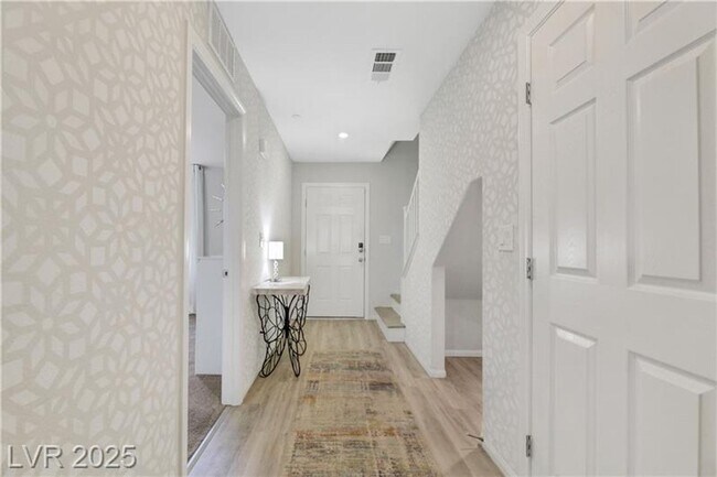 Building Photo - 1180 Solano Hills Ct
