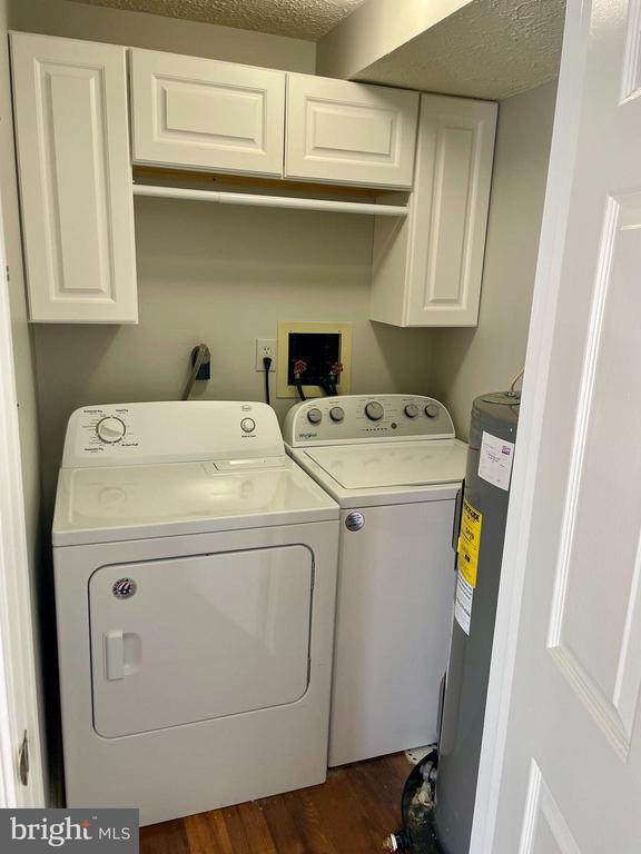 Building Photo - 17 Cranberry Ct