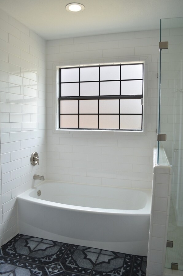 Building Photo - 6400 Santos St