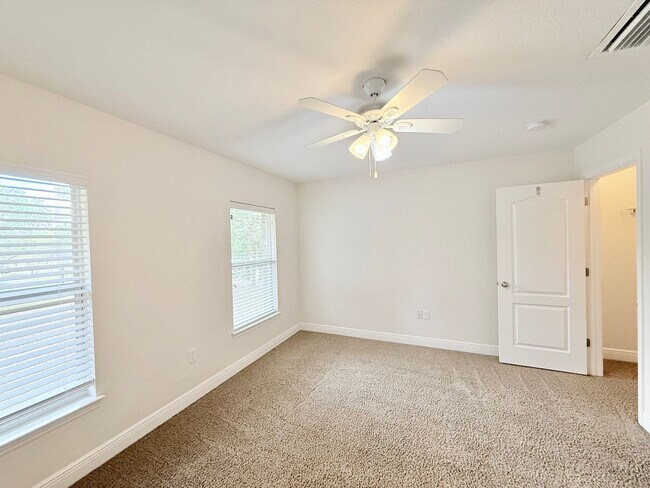 Building Photo - Custom-Built 3-Bedroom Home