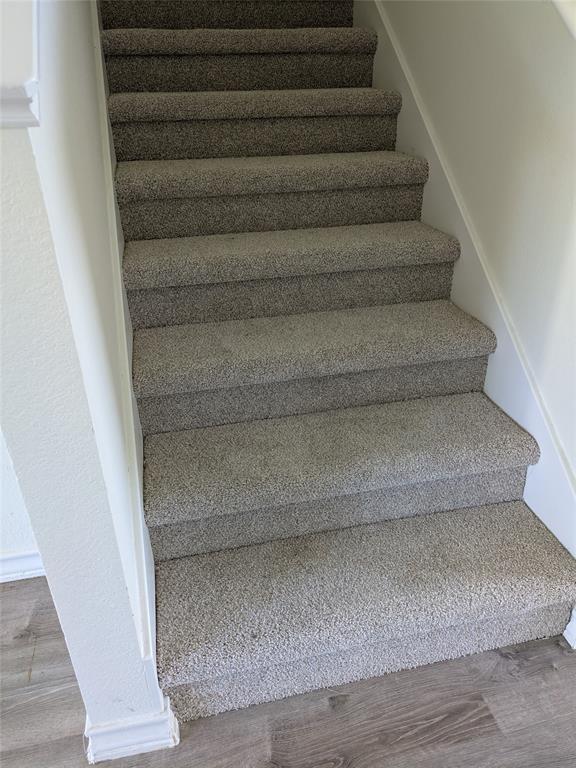 Building Photo - 209 Phillips St