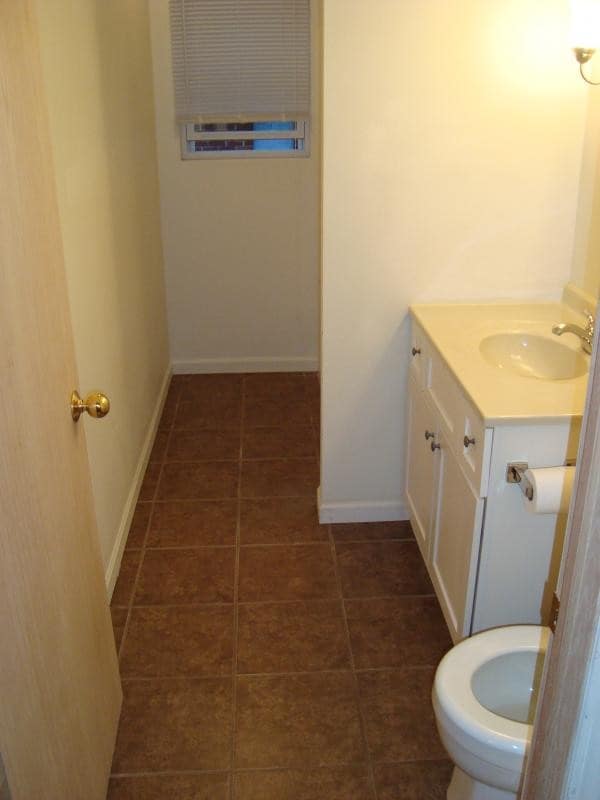 Building Photo - 1016 9th St S