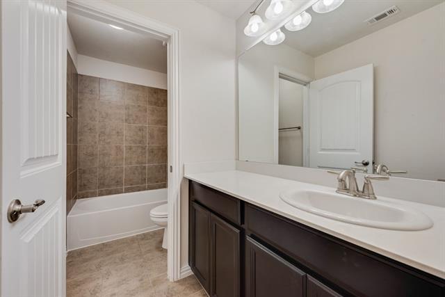 Building Photo - 1398 Caspian Dr