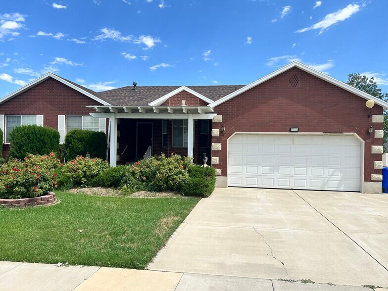 Building Photo - 9283 S Star Lily Cir