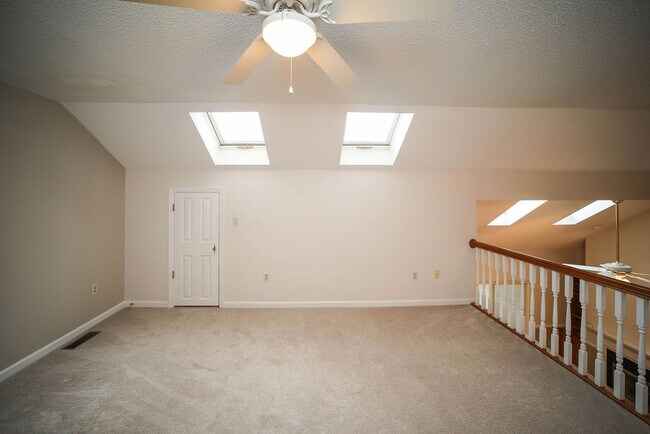 Loft - 109 Pelham Dr