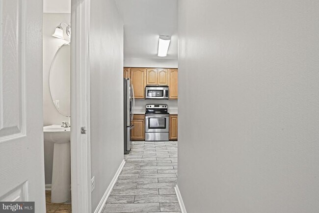 Building Photo - 46186 Walpole Terrace