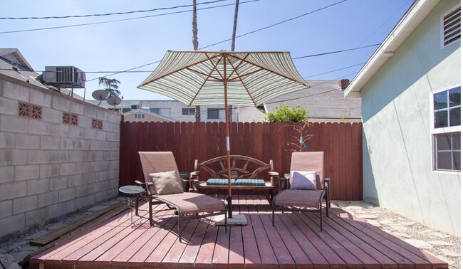 Deck - 5960 Lexington Ave