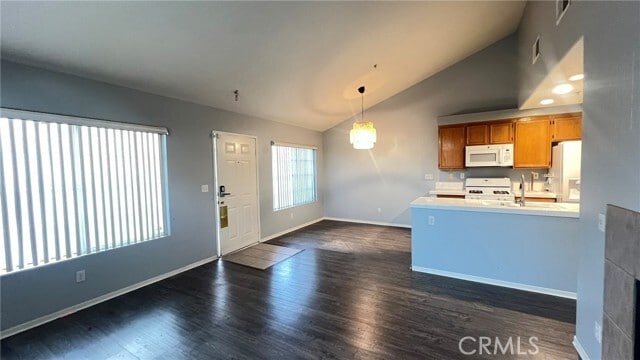 Building Photo - 25585 Prospect Ave