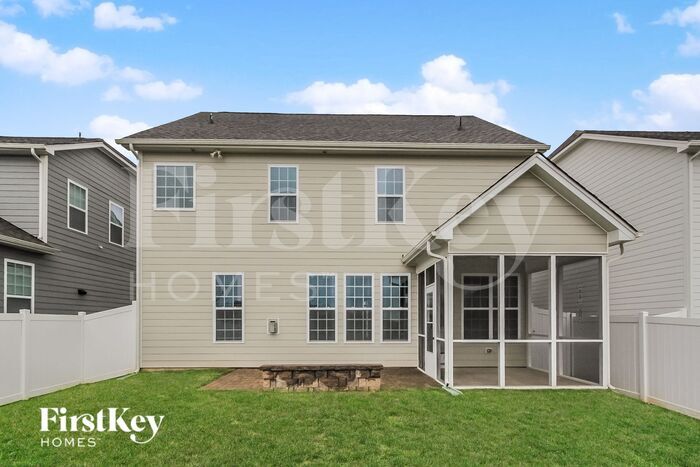 Building Photo - 107 E Americana Dr