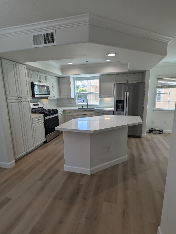 Building Photo - 2752 Carlsbad Blvd